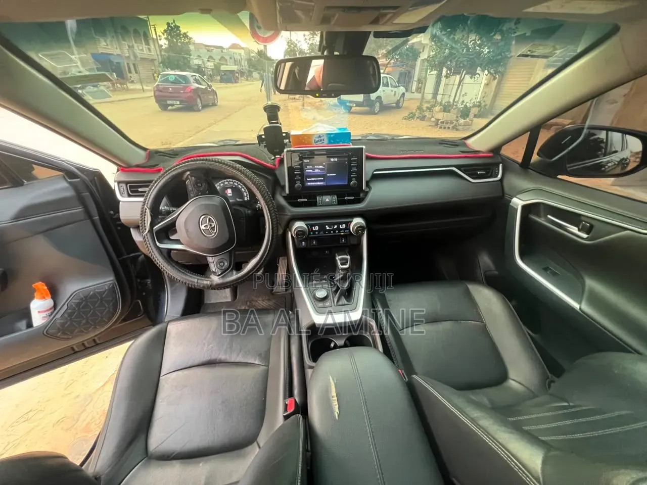 Toyota RAV4 2020 Gris
