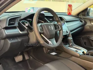 Honda Civic 2018 Marron