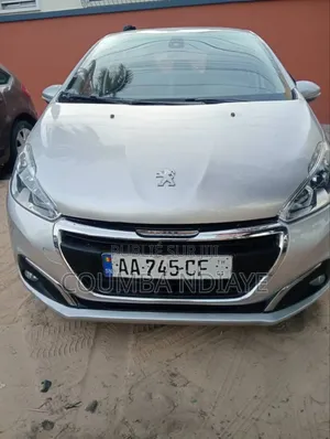 Peugeot 208 2013 Gris