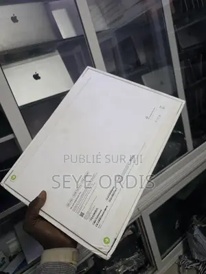 Nouveau Apple MacBook Air 2026 M5 16GB Apple M5 SSD 500GB