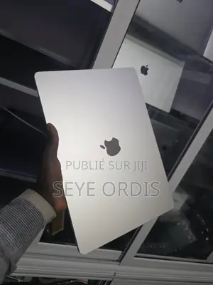 Nouveau Apple MacBook Air 2026 M5 16GB Apple M5 SSD 500GB