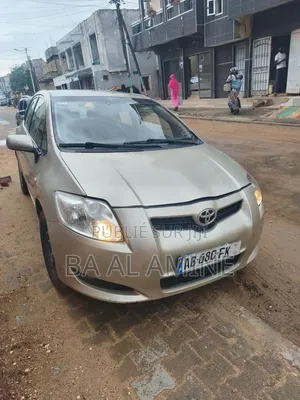 Toyota Auris 2012 Gris