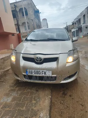 Toyota Auris 2012 Gris