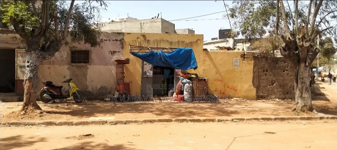 8chbre Villa dans Castor Cité Des Eaux, HLM à Vendre
