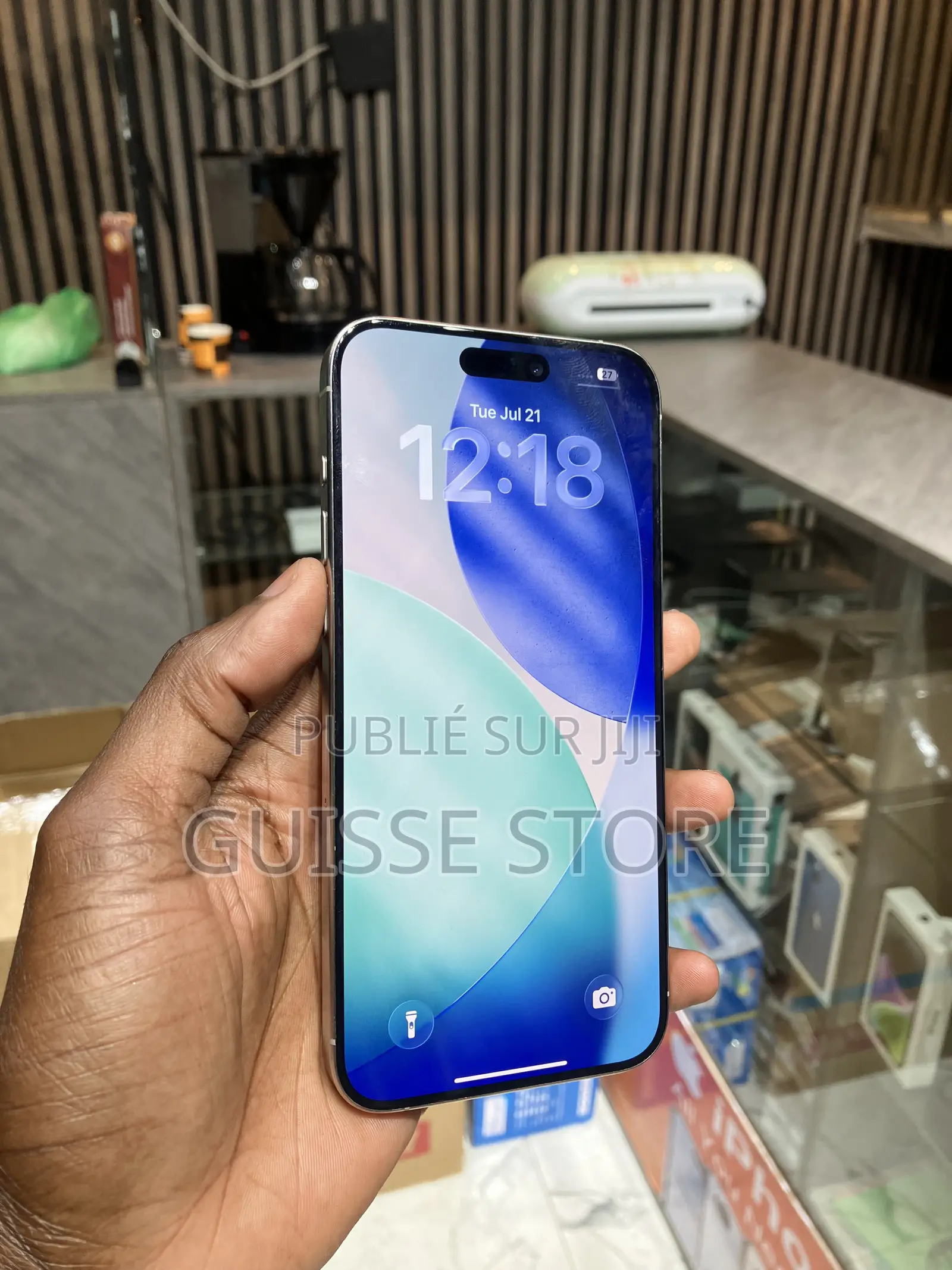 Apple iPhone 15 Pro Max 1 TB Doré
