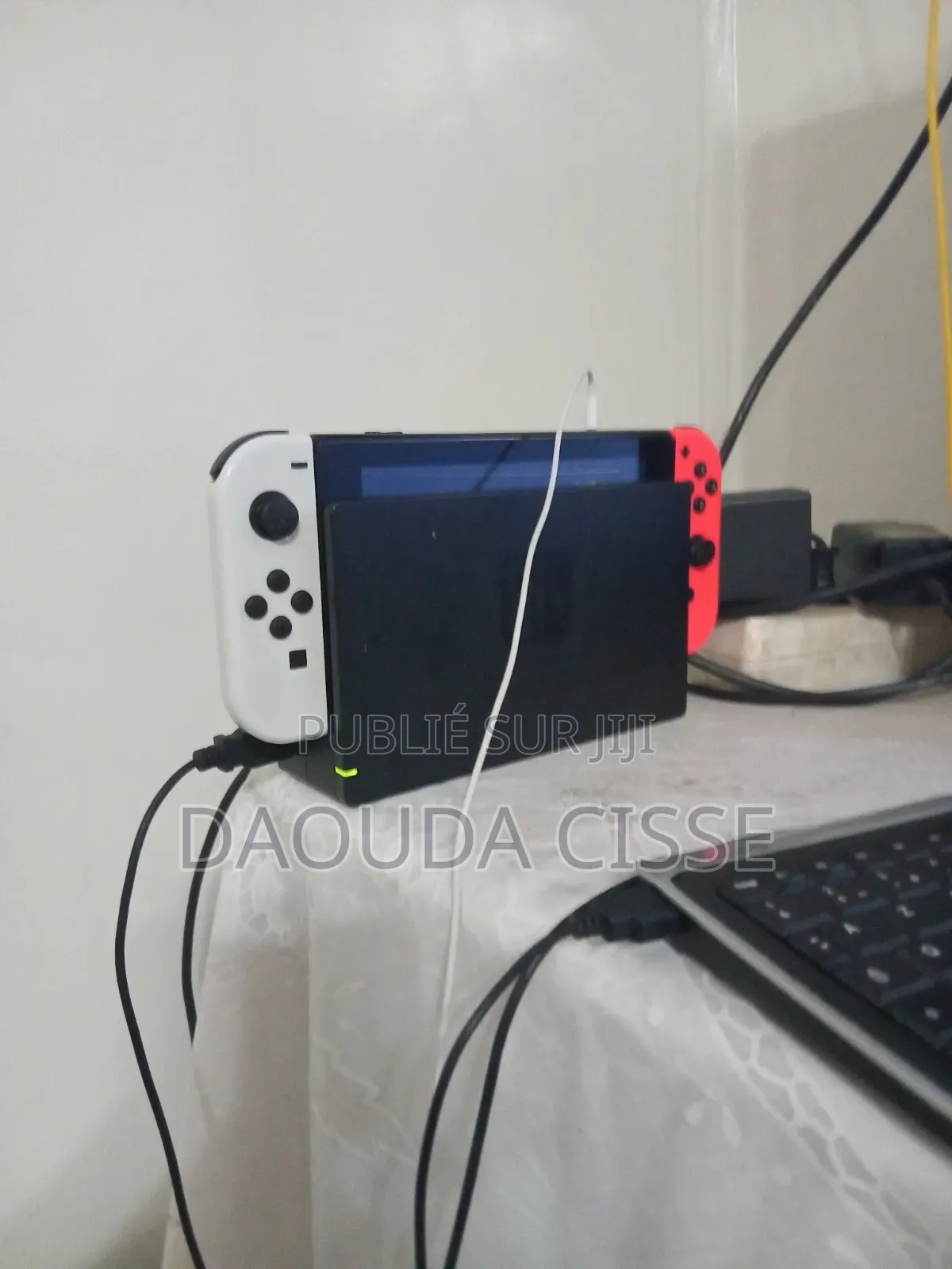 Nintendo Switch OLED en Excellent État – Complète