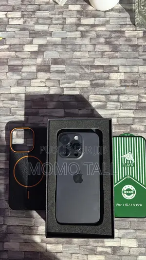 Nouveau Apple iPhone 15 Pro 128 GB Noir