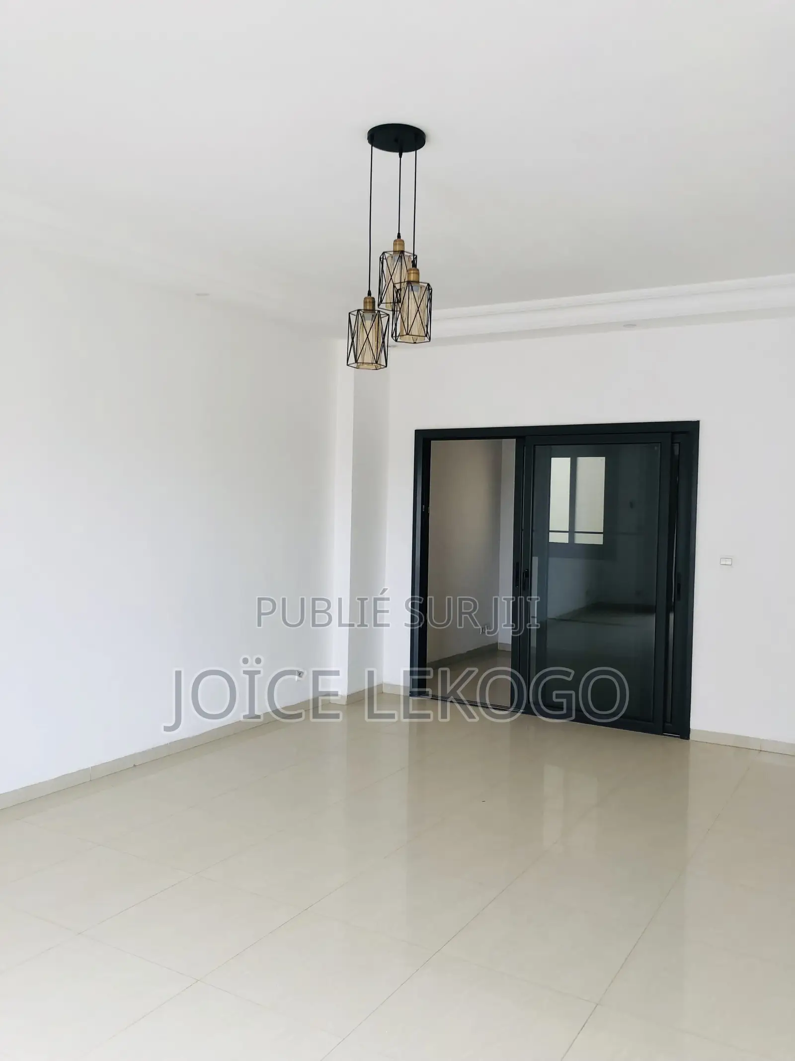 3chbre Appartement dans Mermoz Sacré-Cœur à Louer