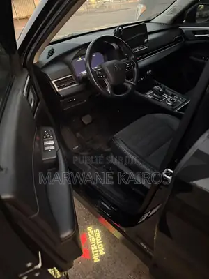 Mitsubishi Outlander 2022 Noir