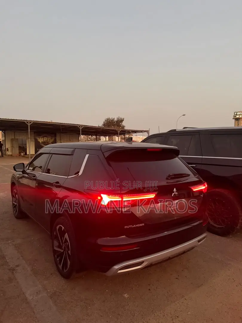 Mitsubishi Outlander 2022 Noir