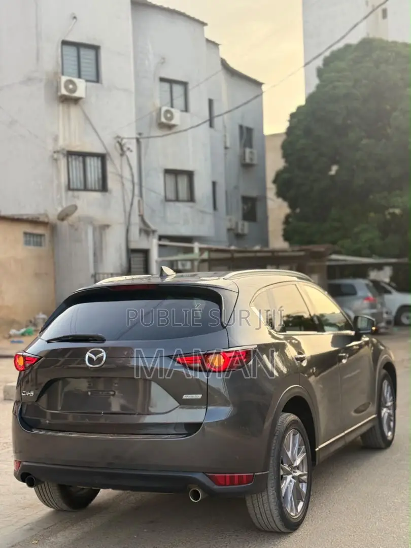 Mazda CX-5 2019 Gris