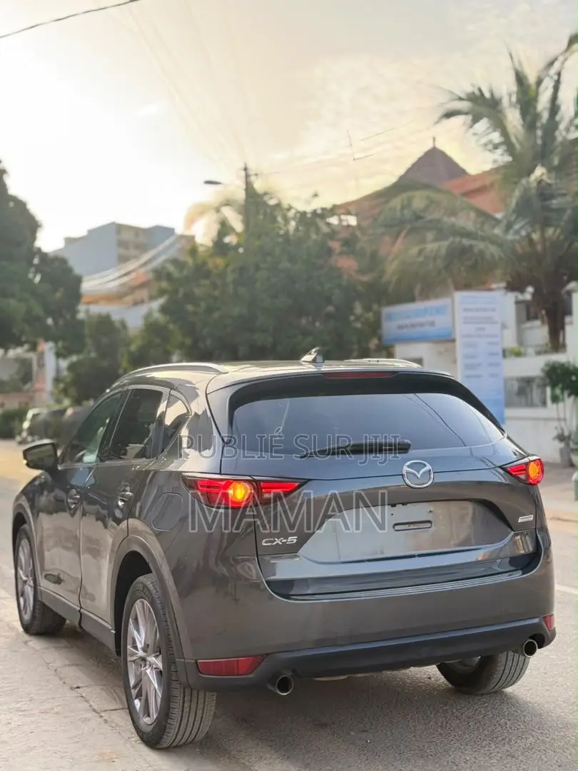 Mazda CX-5 2019 Gris