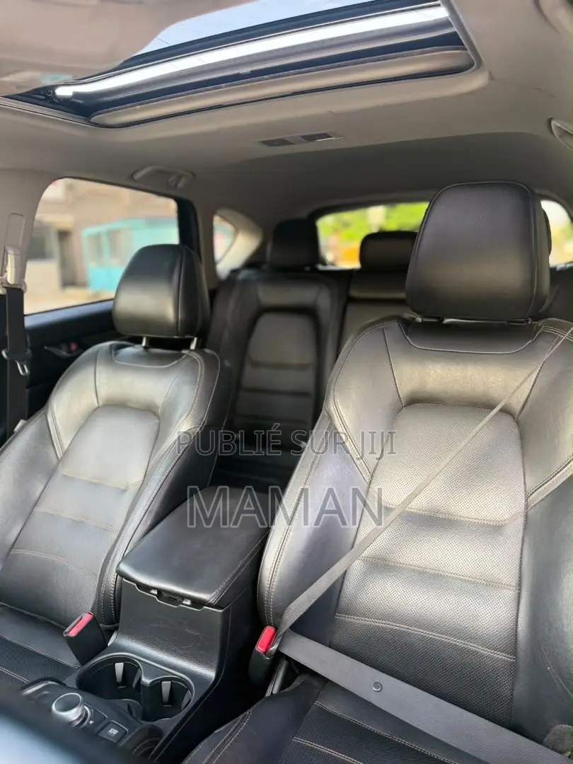 Mazda CX-5 2019 Gris