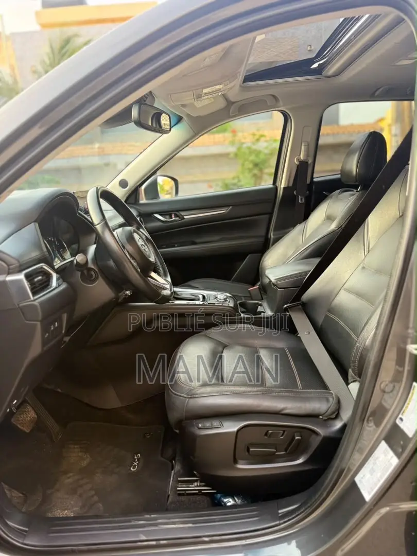 Mazda CX-5 2019 Gris