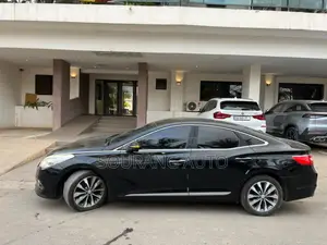 Hyundai Grandeur 2016 Noir