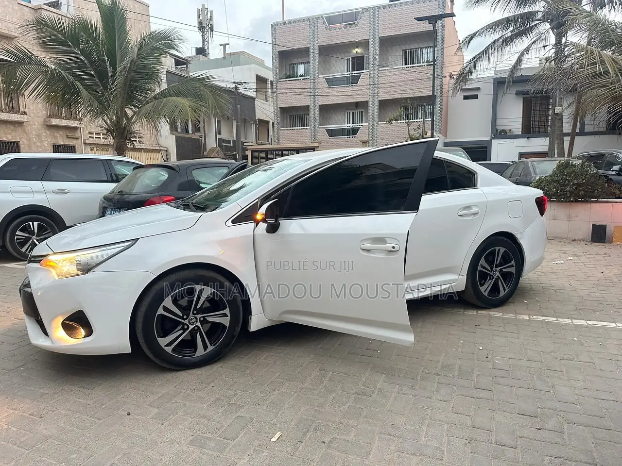 Toyota Avensis 2017 Blanc