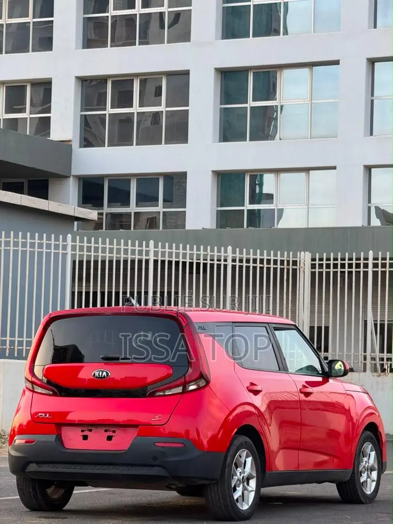 Kia Âme 2021 Rouge
