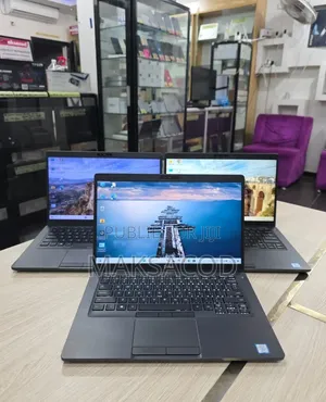 Ordinateur portable Dell Latitude 5400 8GB Intel Core i5 SSD 256GB
