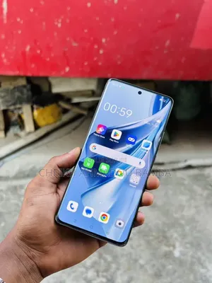 Nouveau Oppo Reno10 Pro 256 GB Violet