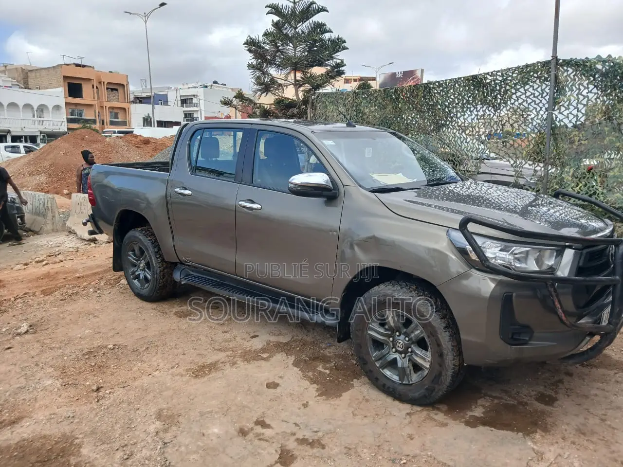 Toyota Hilux 2023 Gris