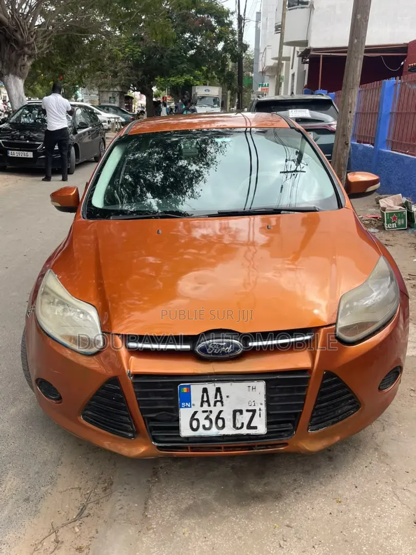 Ford Focus 2014 Orange