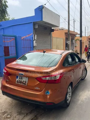 Ford Focus 2014 Orange