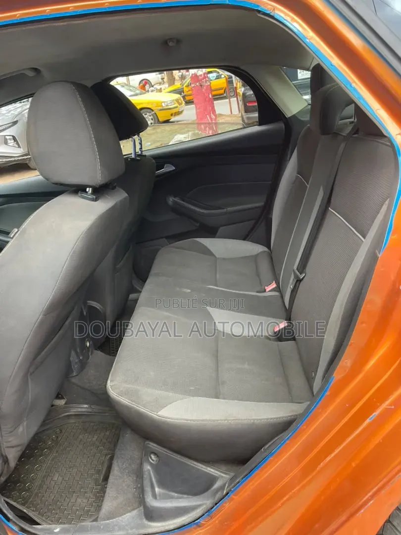 Ford Focus 2014 Orange