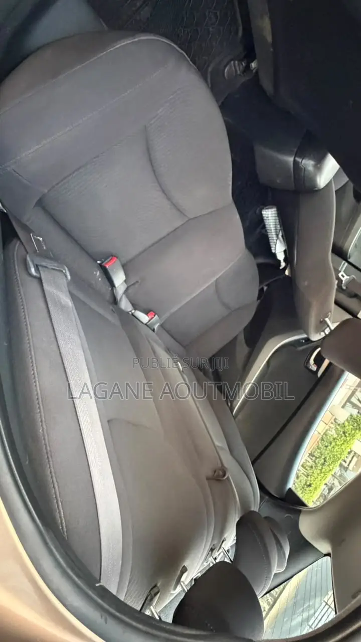 Hyundai Elantra 2016 Marron