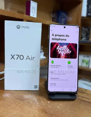 Nouveau Motorola XT701 Vert