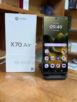 Nouveau Motorola XT701 Vert