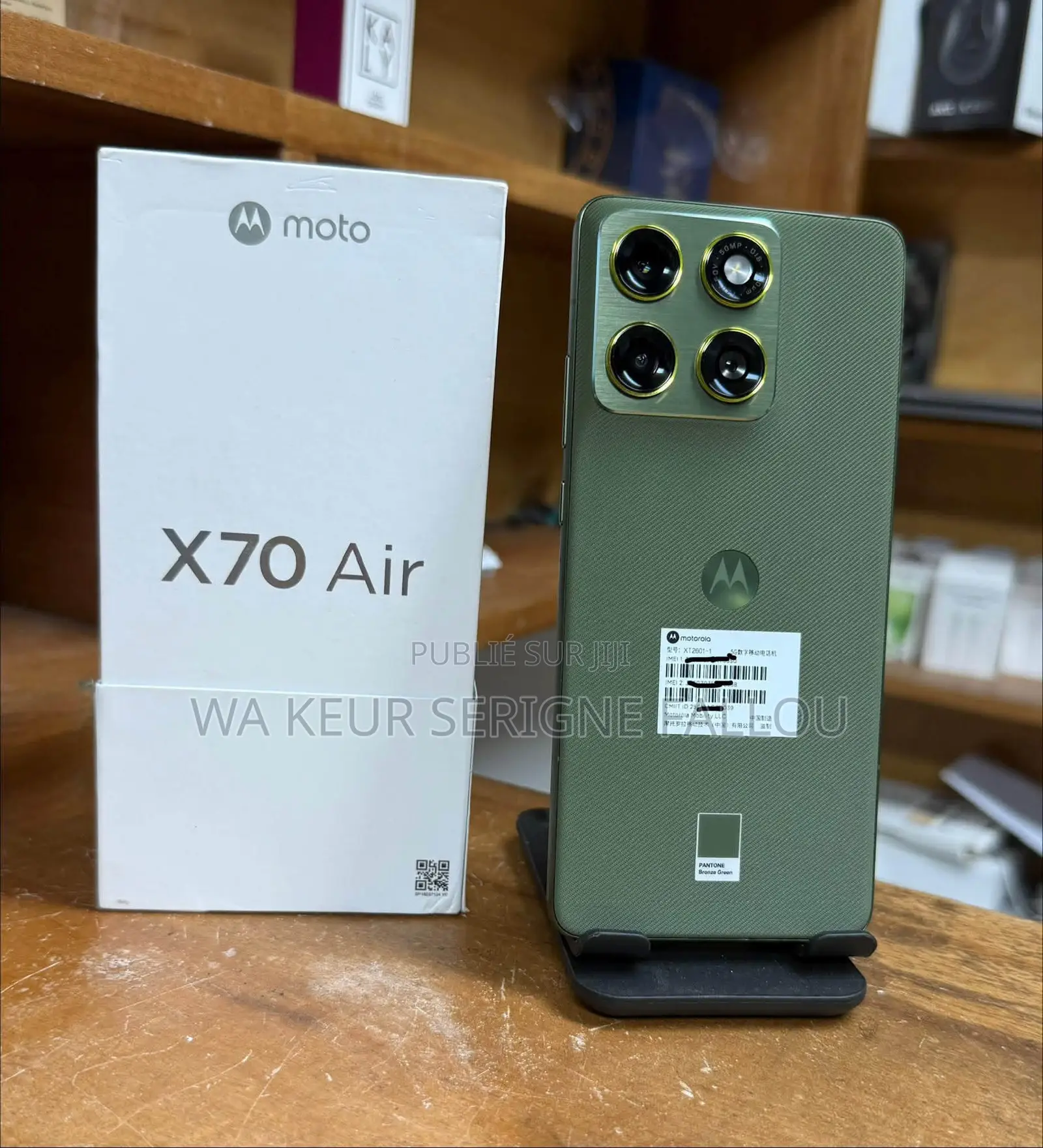 Nouveau Motorola XT701 Vert