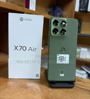 Nouveau Motorola XT701 Vert