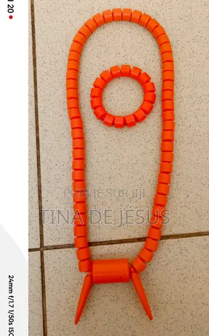 Collier Nigérians