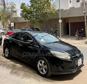 Ford Focus 2013 Noir Mat