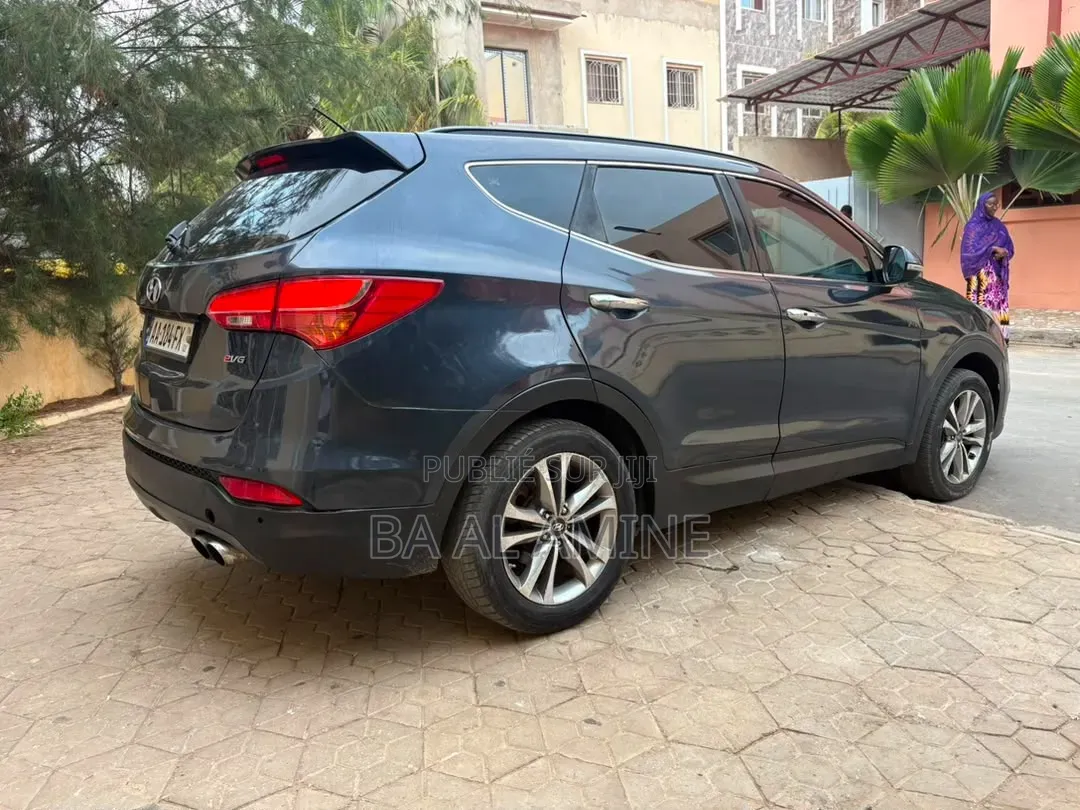 Hyundai Santa Fe 2016 Noir