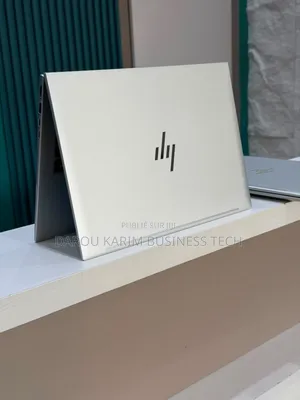 Nouveau HP EliteBook 840 G9 16GB Intel Core i7 SSD 512GB