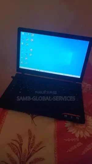 Ordinateur portable Lenovo IdeaPad 100 4GB Intel Core i7 HDD 500GB