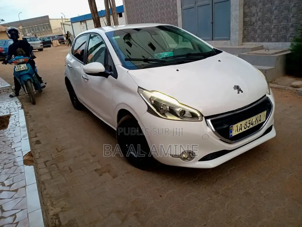 Peugeot 208 2018 Blanc