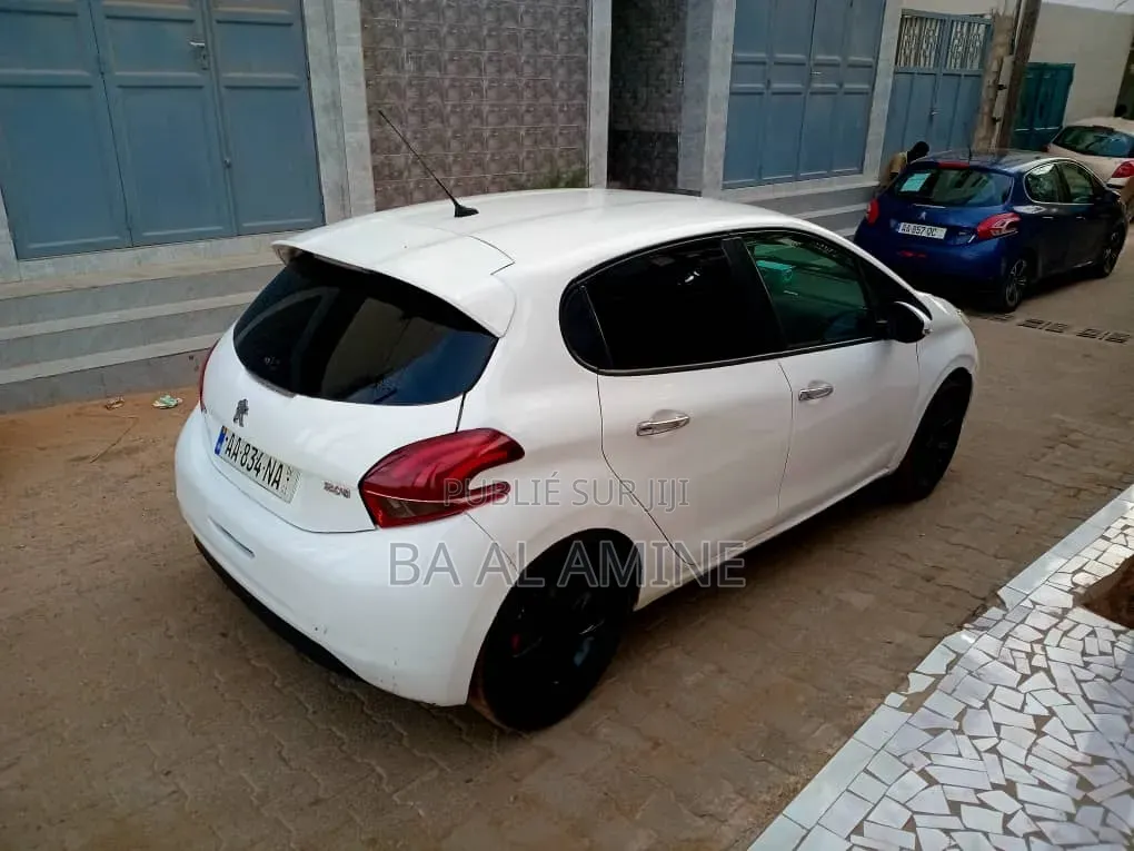 Peugeot 208 2018 Blanc