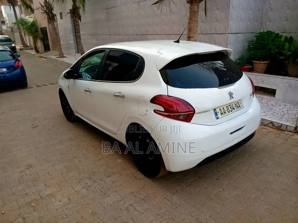 Peugeot 208 2018 Blanc