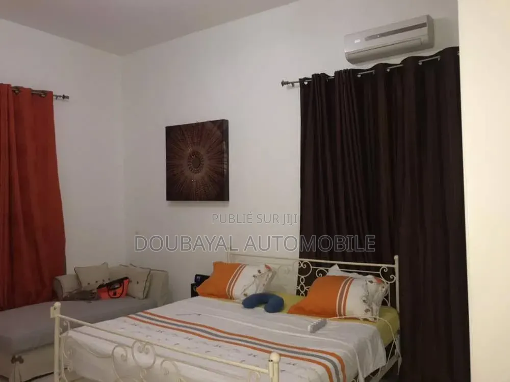Meublé 7chbre Villa dans Saly, Thiès Sud à Vendre