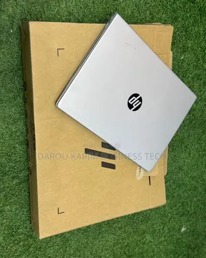 Nouveau Ordinateur portable HP ProBook 440 8GB AMD Ryzen 3 SSD 256GB