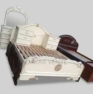 Lit 3 Places en Blanc + 2 Commodes + Coiffeuse