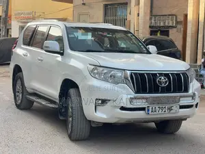 Toyota Land Cruiser Prado 2018 Blanc