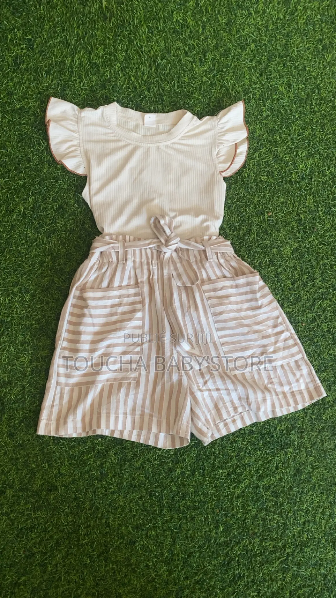 Friperie Crème/ Bébé Et Enfant De 0 À 14ans