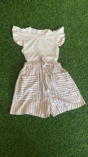 Friperie Crème/ Bébé Et Enfant De 0 À 14ans