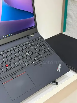 Nouveau Ordinateur portable Lenovo Autre 8GB Intel Core i5 SSD 256GB