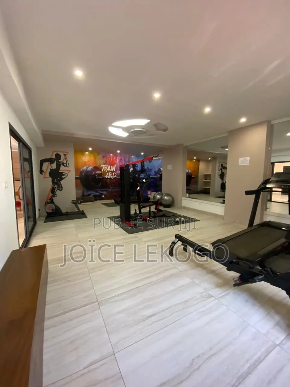 3chbre Appartement dans Mermoz Sacré-Cœur à Louer