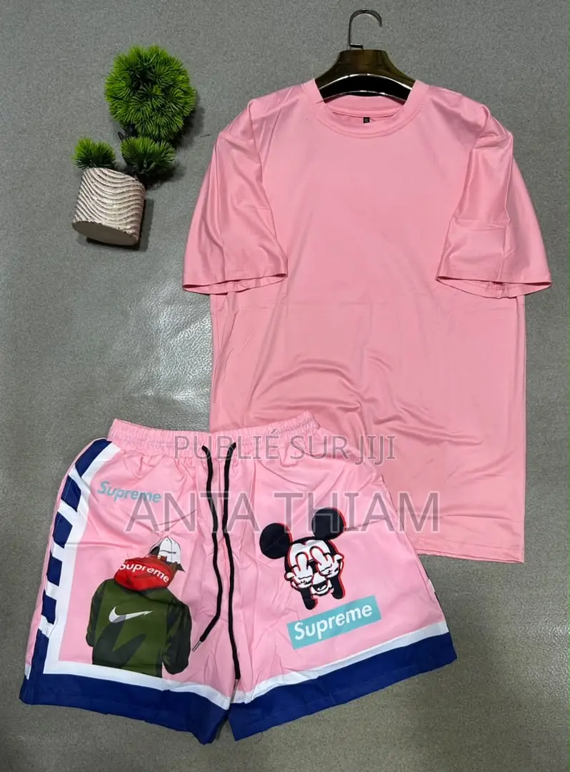 Ensemble T-Shirt Et Short Suprême