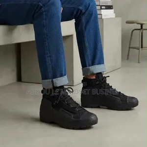 Shoes Converse Gris- Noir- Vert Disponible